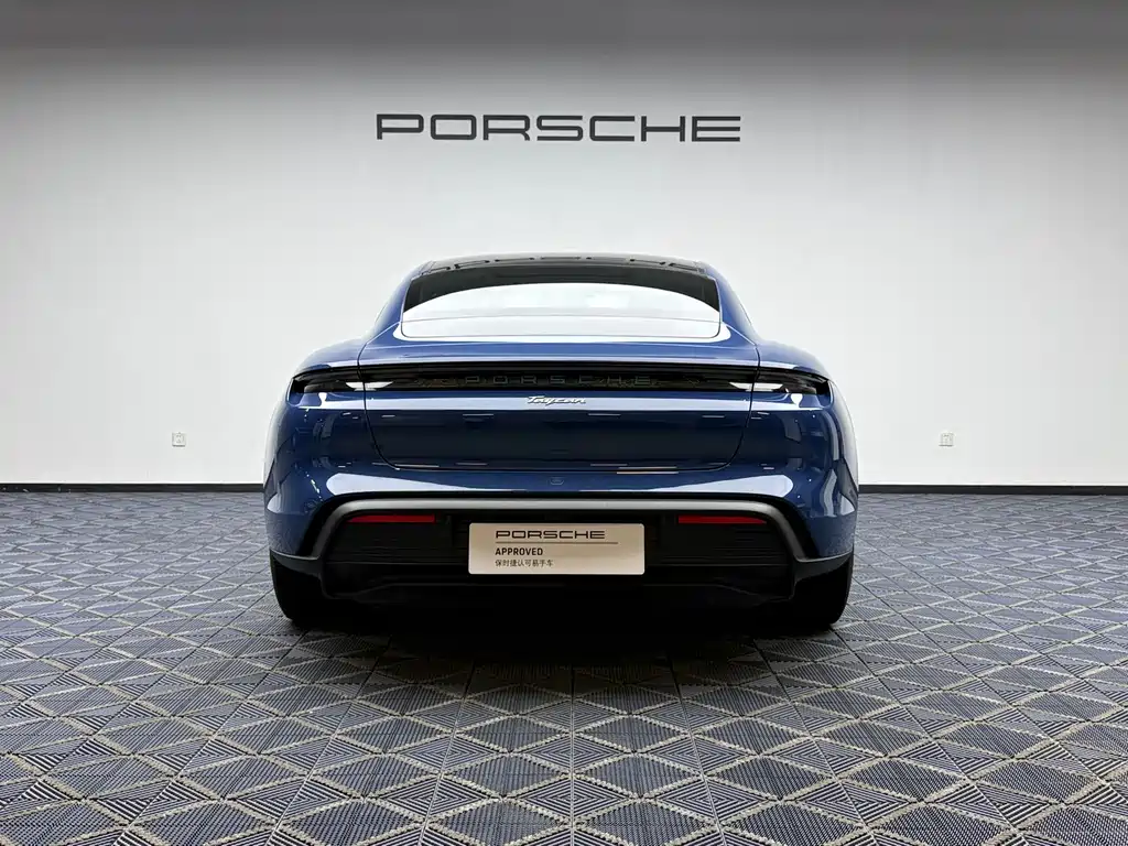Porsche Taycan 2023 — фото 6