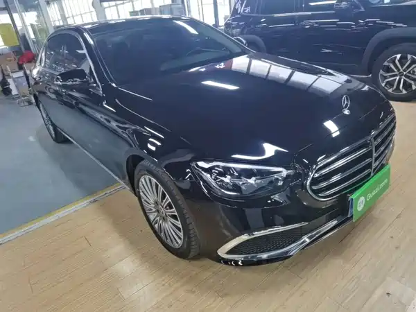 Mercedes-Benz E-Class 2023