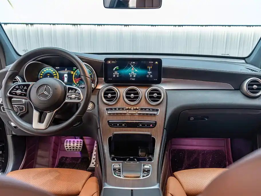 Mercedes-Benz GLC 2021 — фото 11