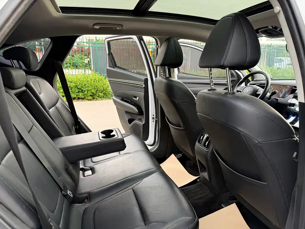 Hyundai Tucson 2022 — фото 18