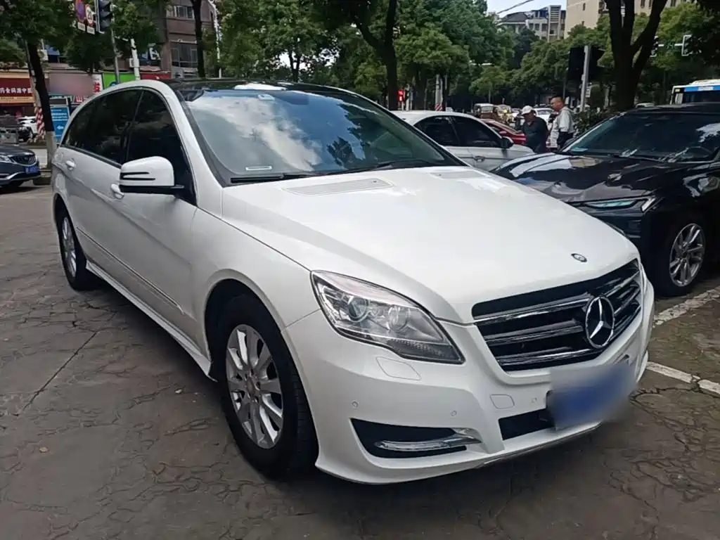 Mercedes-Benz R-Class 2015 — фото 22