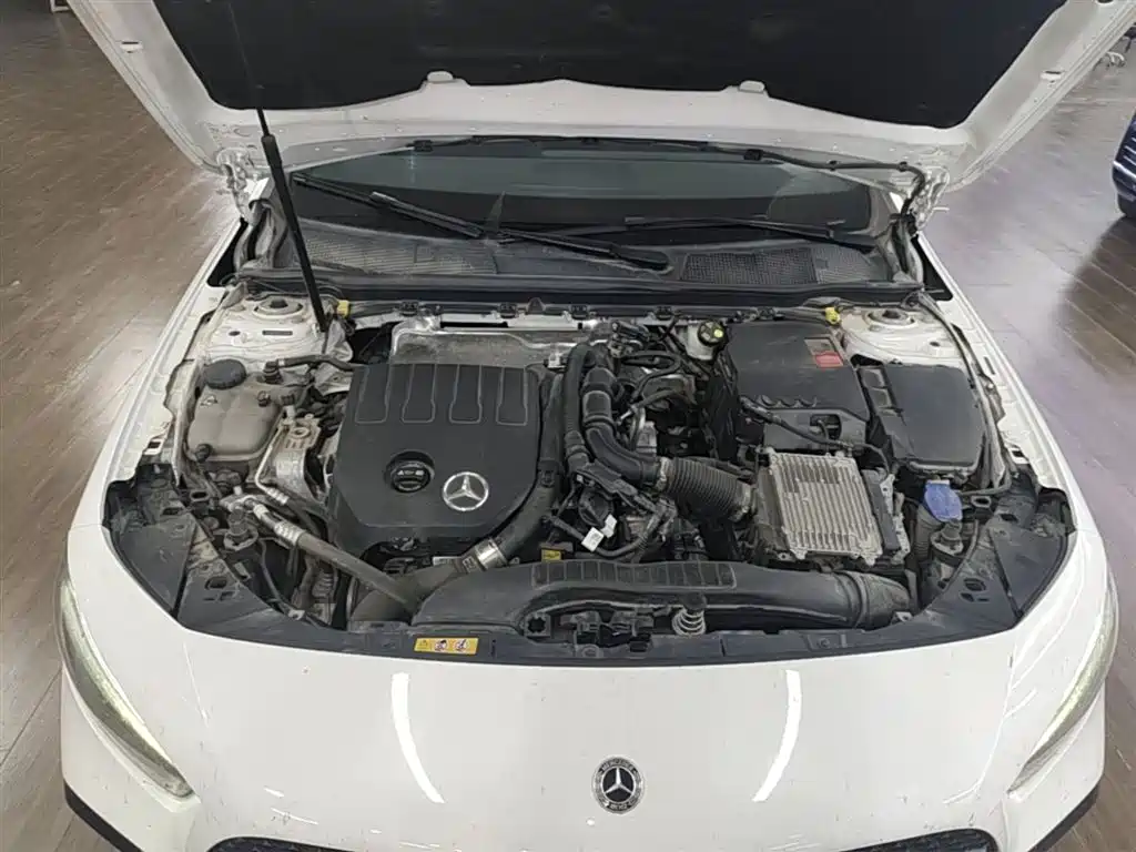 Mercedes-Benz A-Class 2023 — фото 20