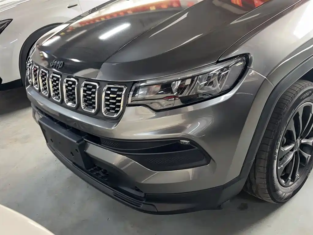 Jeep Compass 2021 — фото 3