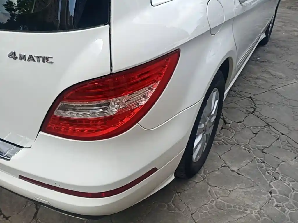 Mercedes-Benz R-Class 2015 — фото 24