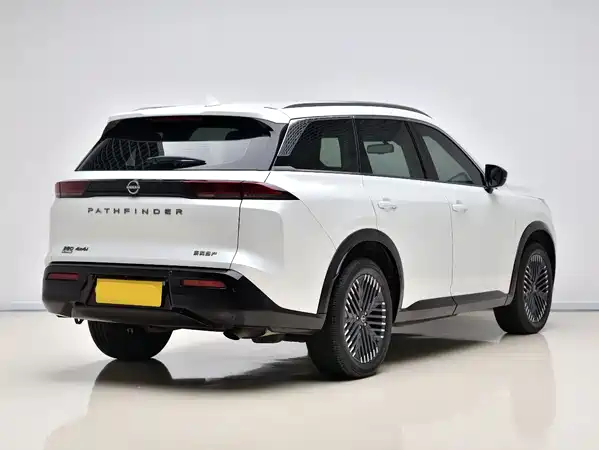 Nissan Explore The Land 2024