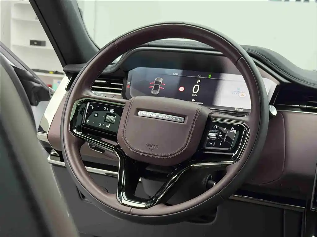 Land Rover Sport 2025 — фото 14