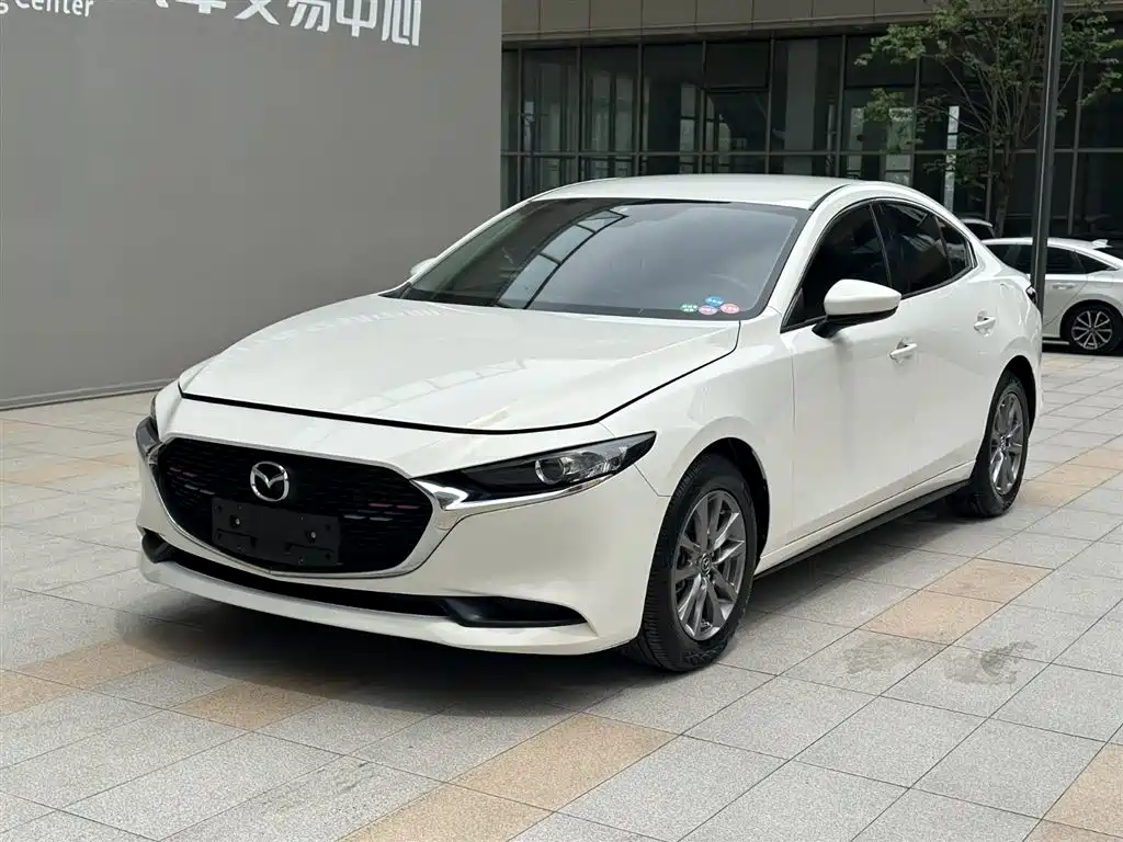 Mazda 3 Axela 2021 — фото 2