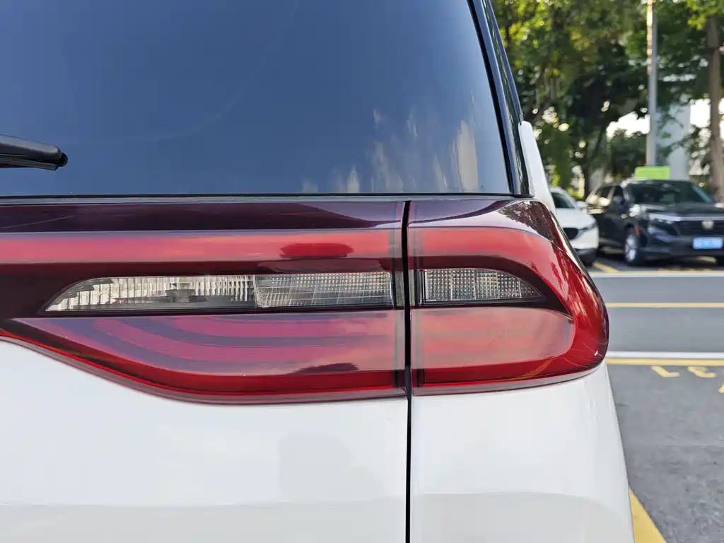 GAC Motor Trumpchi M6 2019 — фото 22