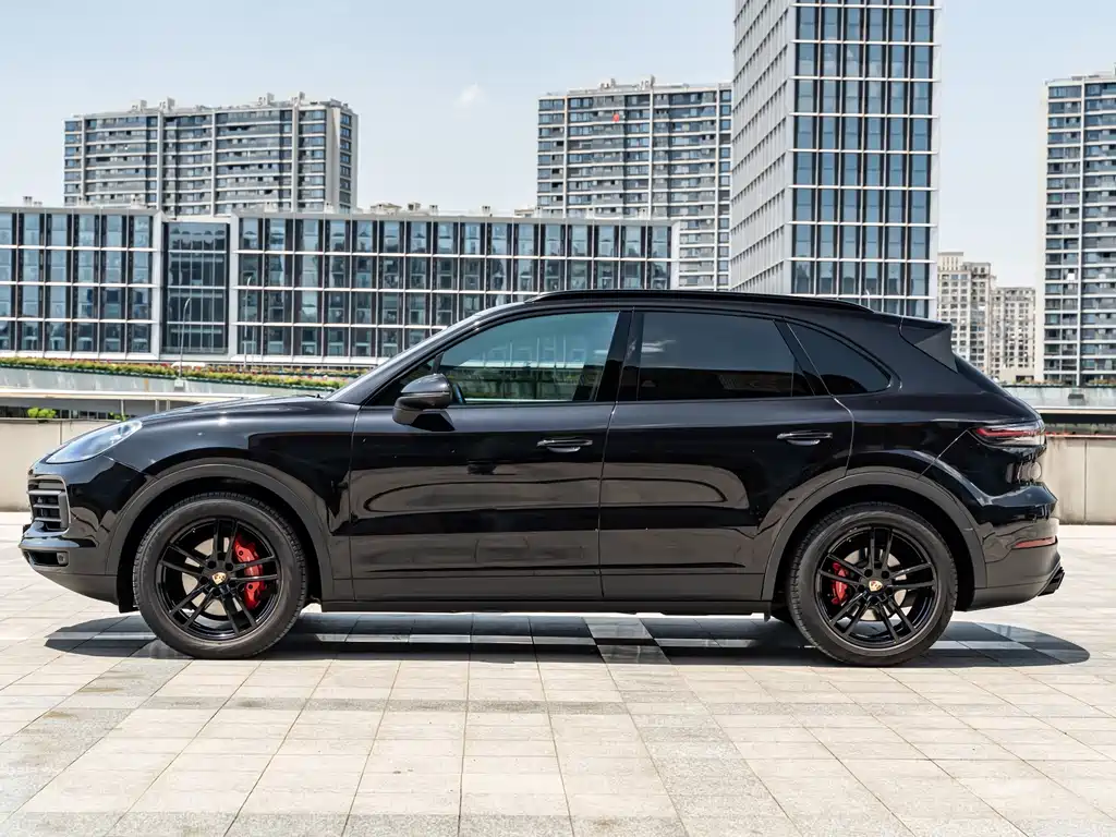 Porsche Cayenne 2018 — фото 4
