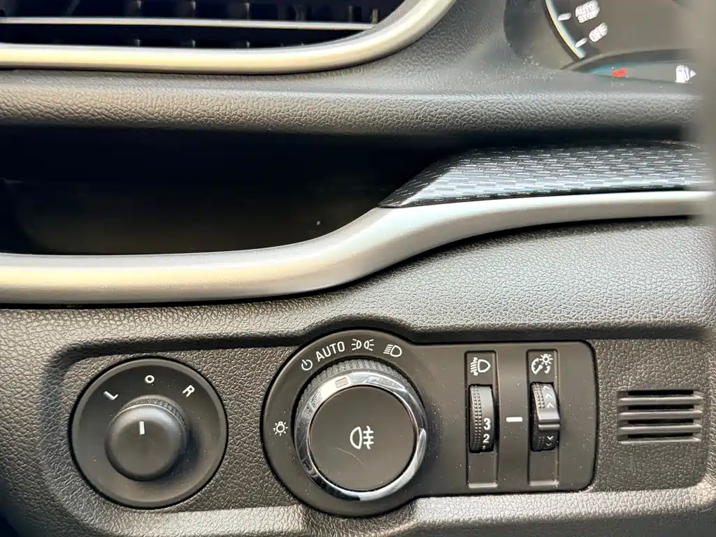 Buick Excelle 2021 — фото 20