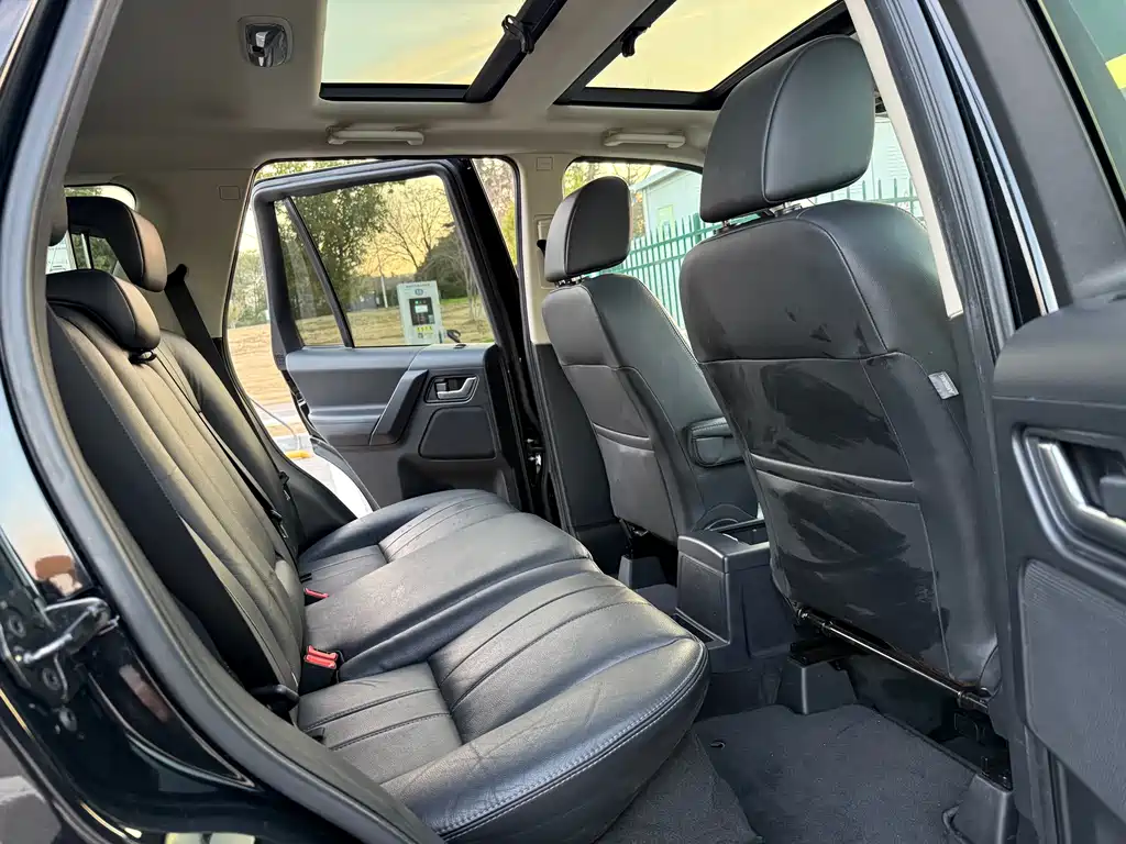 Land Rover Freelander 2 2013 — фото 13