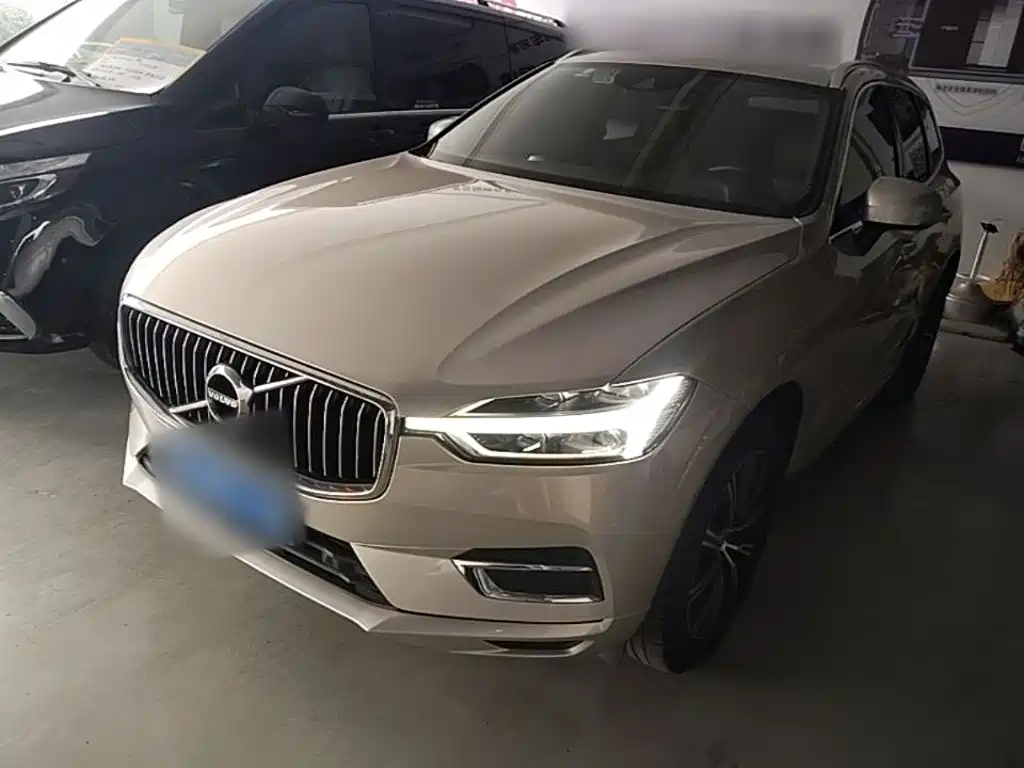 Volvo XC60 2021 — фото 2