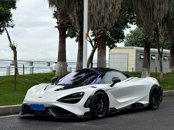 McLaren 720S 2019