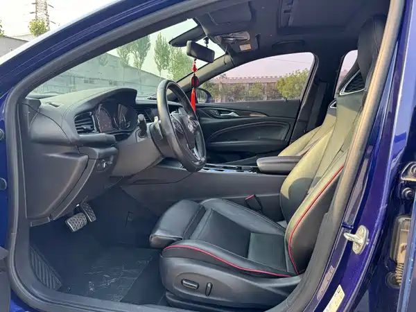 Buick Regal 2020