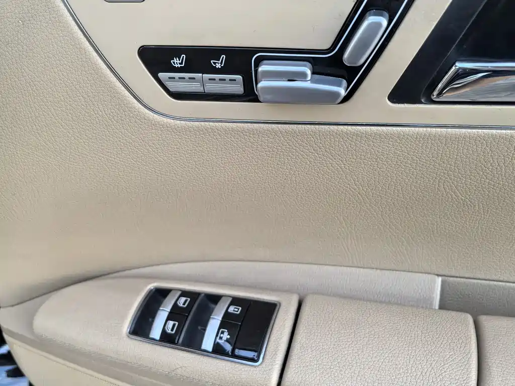 Mercedes-Benz S-Class 2010 — фото 24