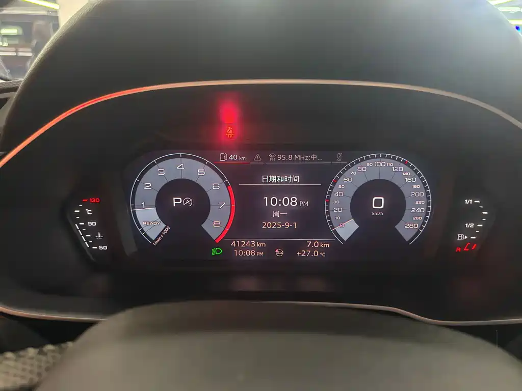 Audi Q3 Sportback 2021 — фото 21