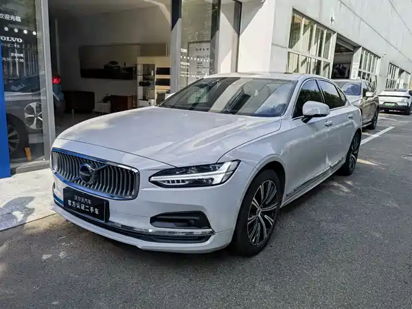 Volvo S90 2021