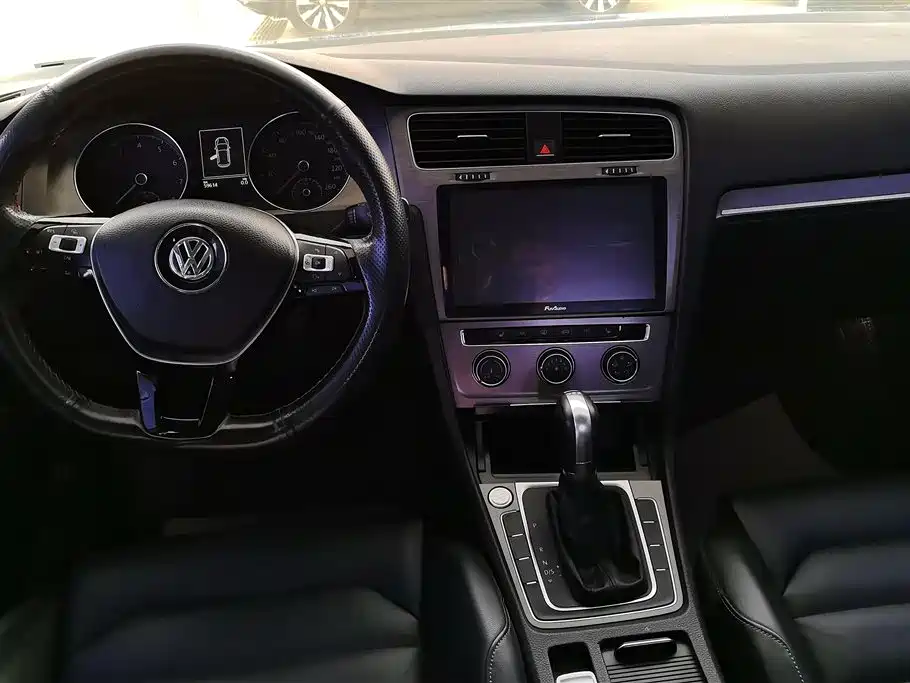 Volkswagen Golf 2015 — фото 12