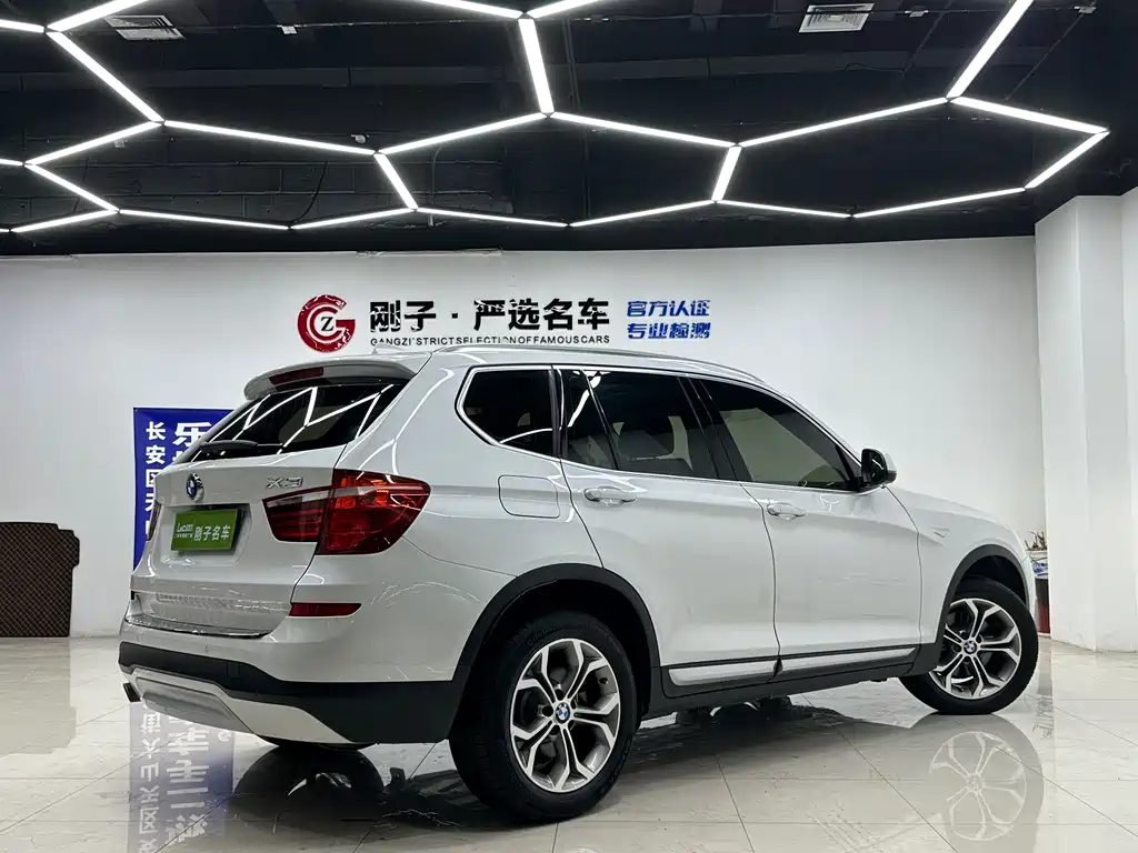 BMW X3 2017 — фото 8