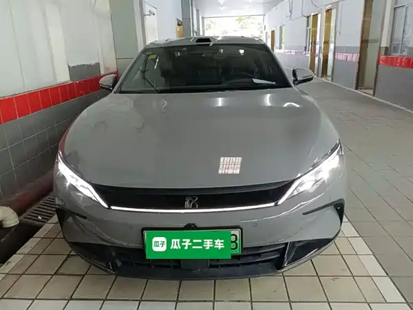 BYD Han 2025