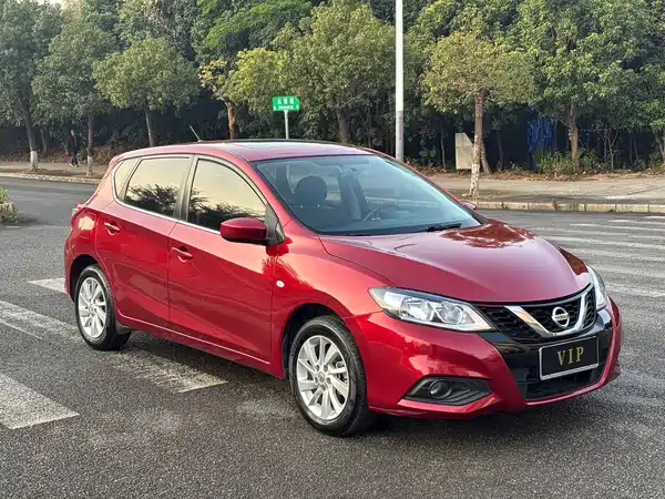 Nissan Tiida 2016