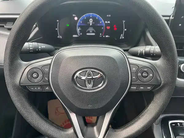 Toyota Frontlander 2024