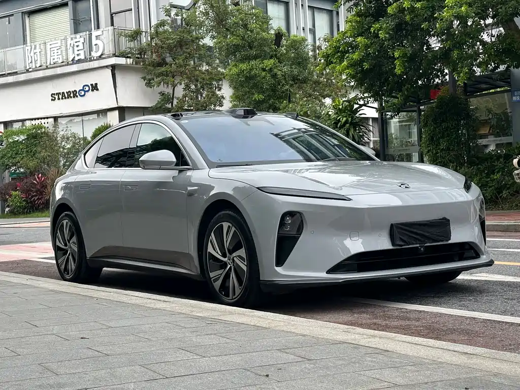 NIO ET5 2024