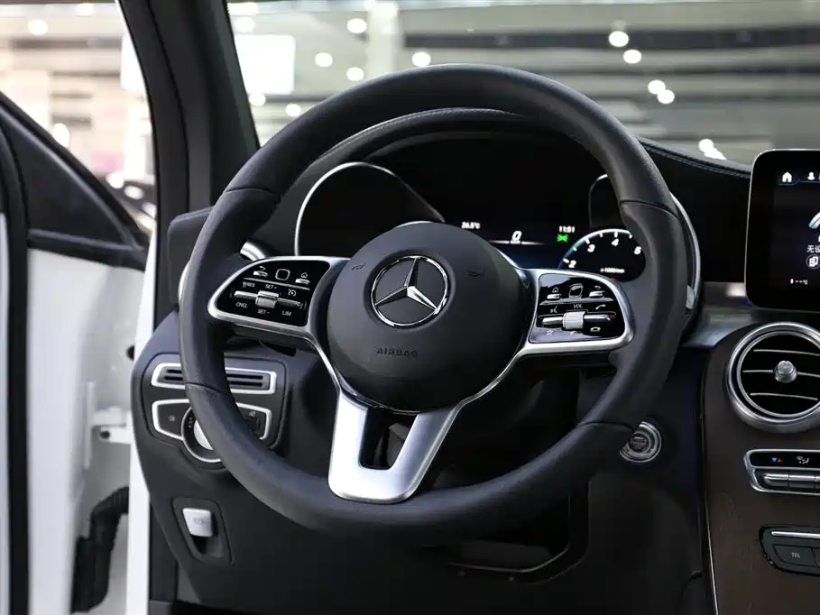 Mercedes-Benz GLC 2023 — фото 11