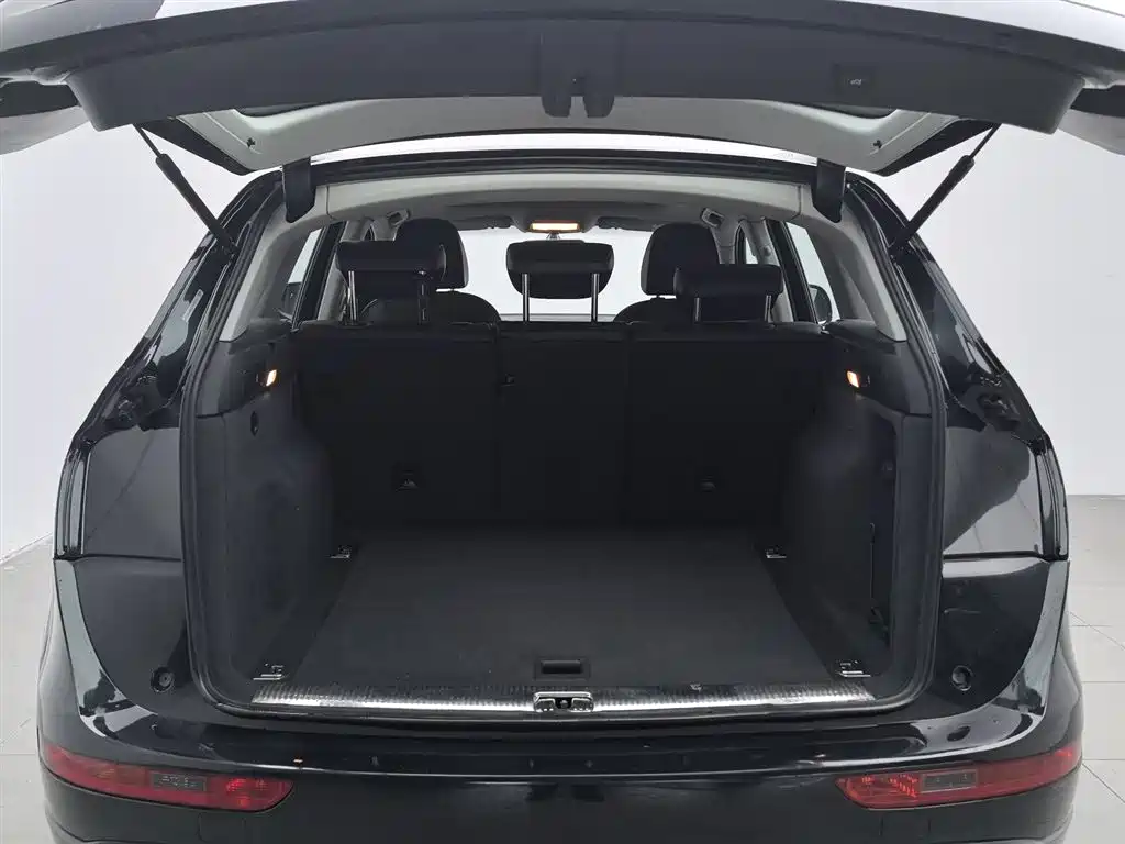 Audi Q5 2018 — фото 16