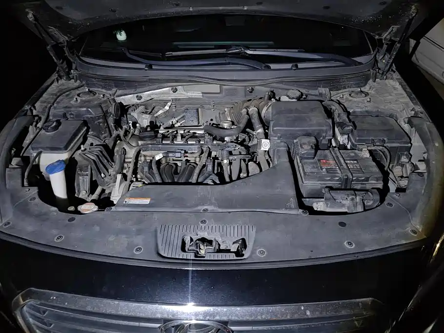 Hyundai Sonata 2017 — фото 10