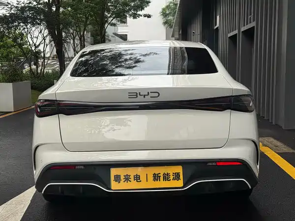BYD Seal 06 2024