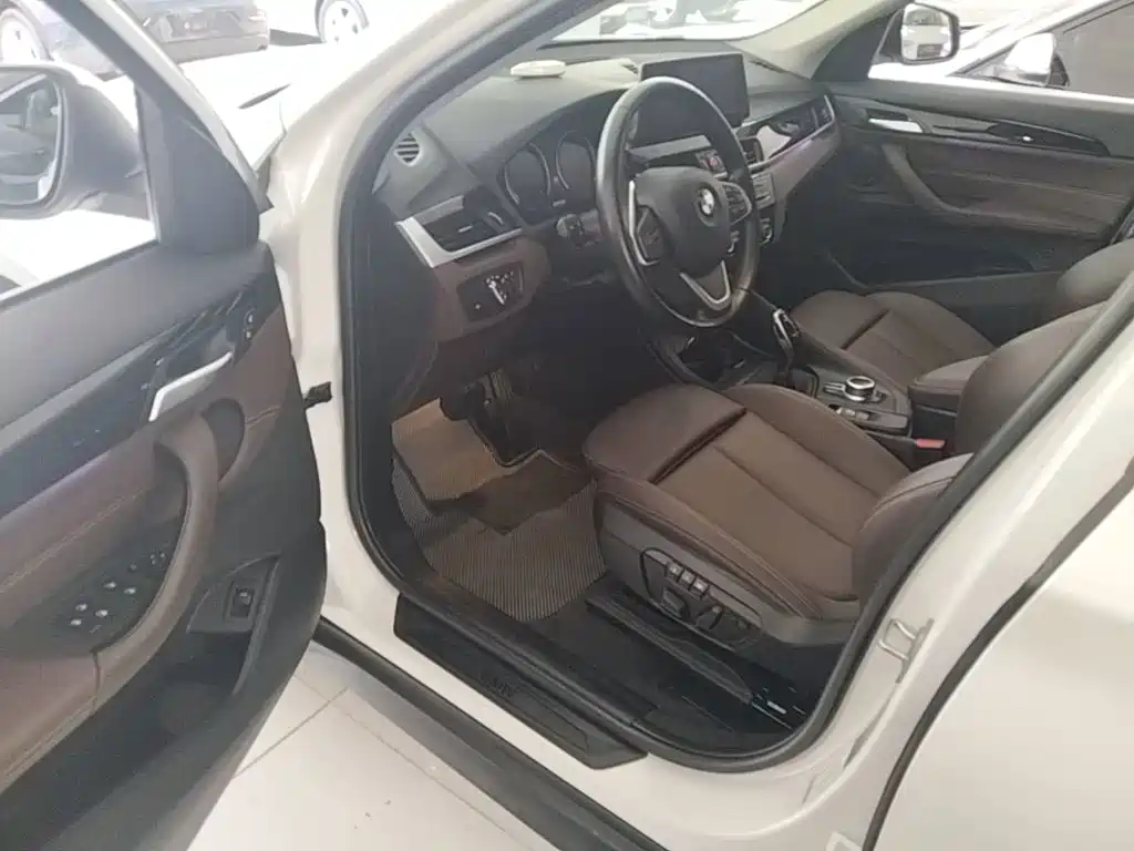 BMW X1 2020 — фото 16