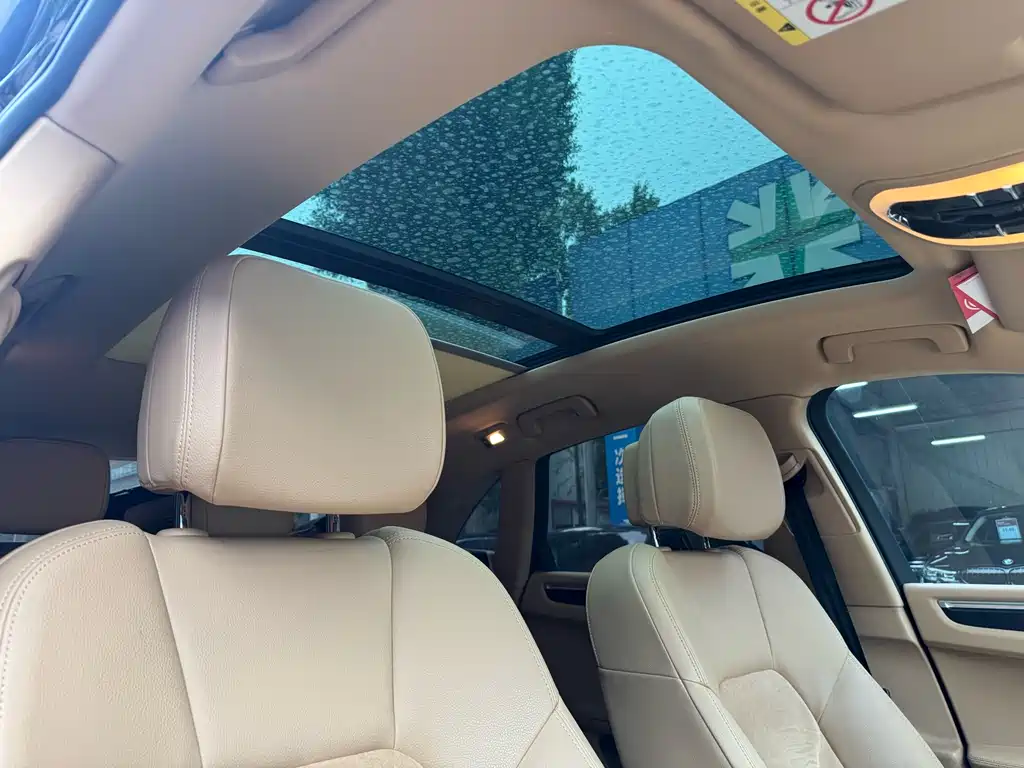 Porsche Macan 2015 — фото 15