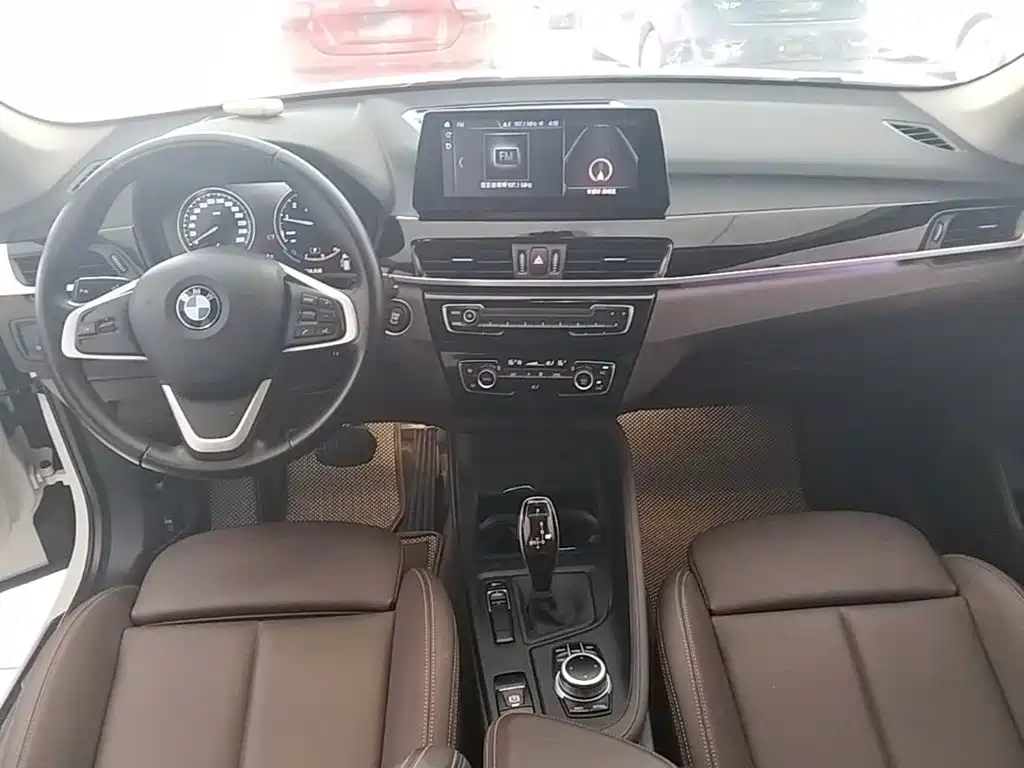 BMW X1 2020 — фото 10