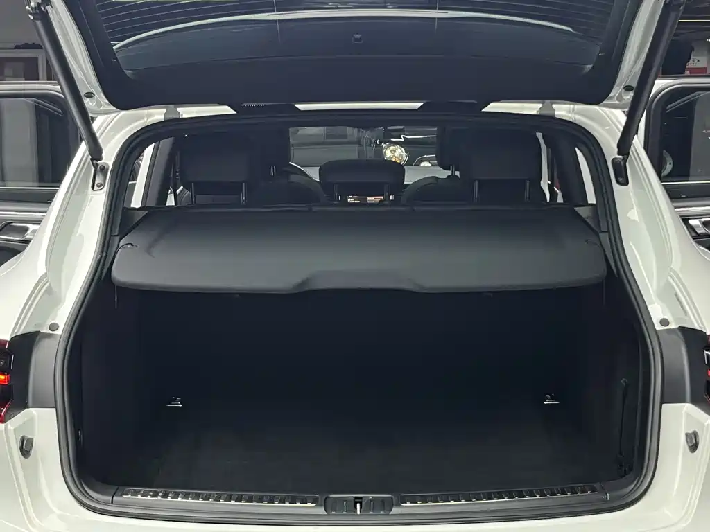 Porsche Macan 2016 — фото 27