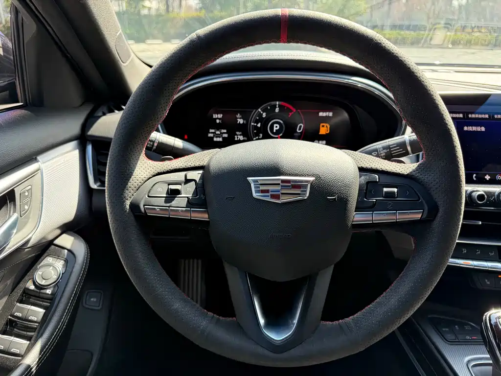 Cadillac CT5 2021 — фото 15