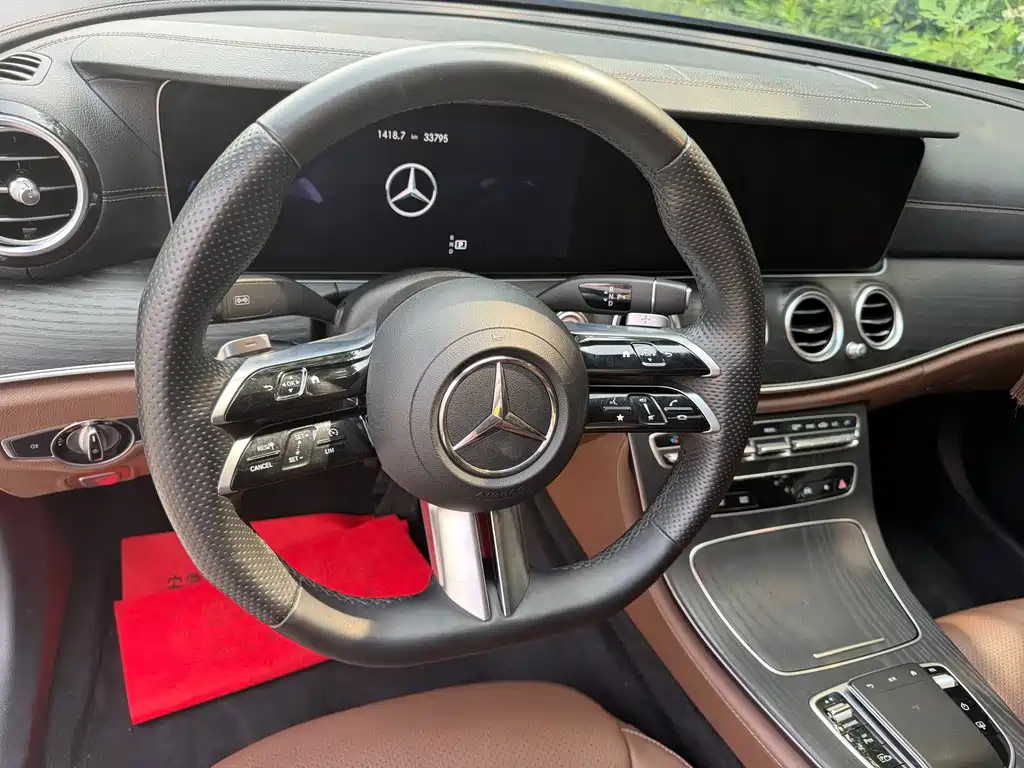 Mercedes-Benz E-Class 2023 — фото 7