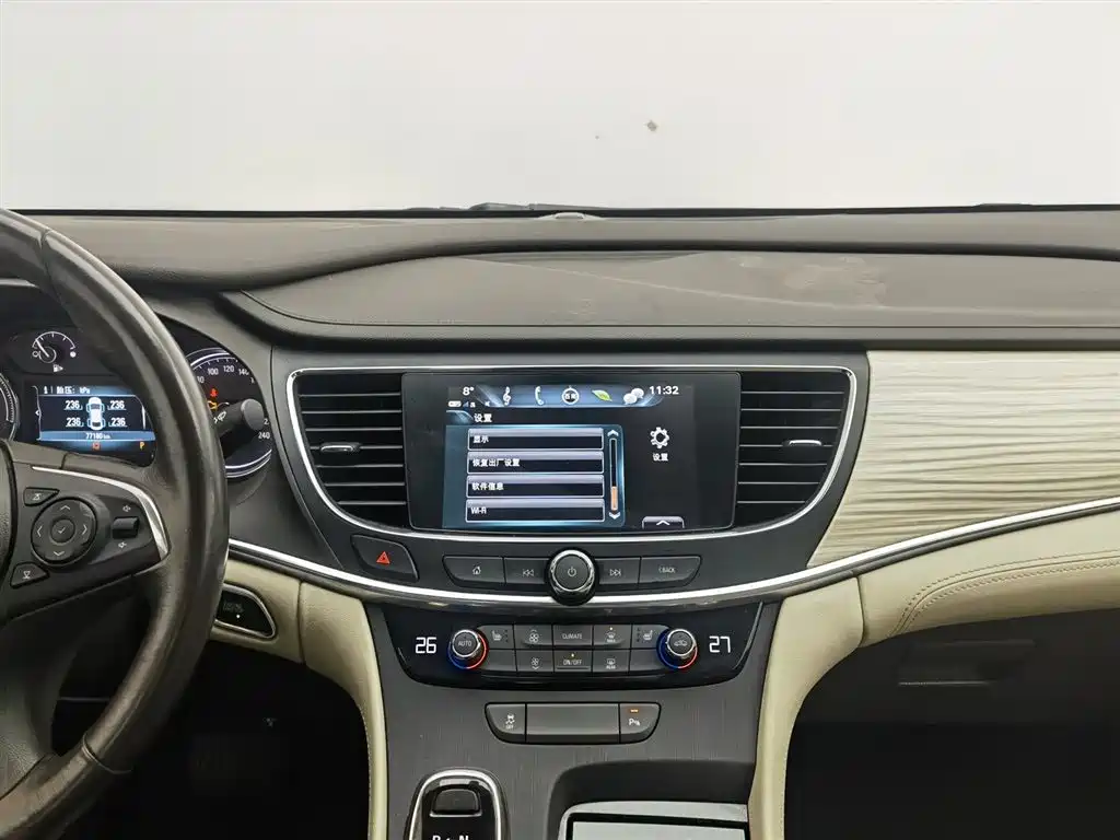 Buick LaCrosse 2019 — фото 12