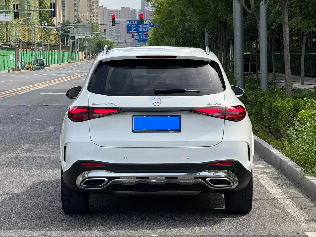 Mercedes-Benz GLC 2023 — фото 5
