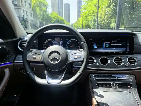 Mercedes-Benz E-Class 2019