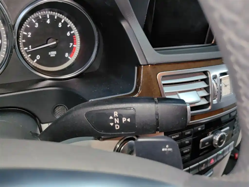Mercedes-Benz E-Class 2014 — фото 14