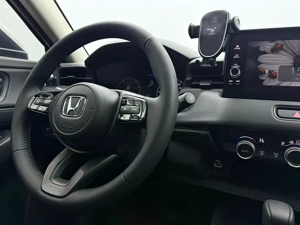 Honda Vezel 2023 — фото 11