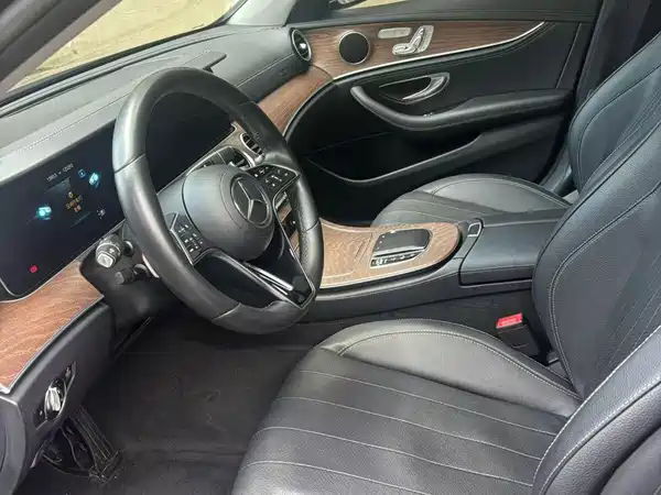 Mercedes-Benz E-Class 2021