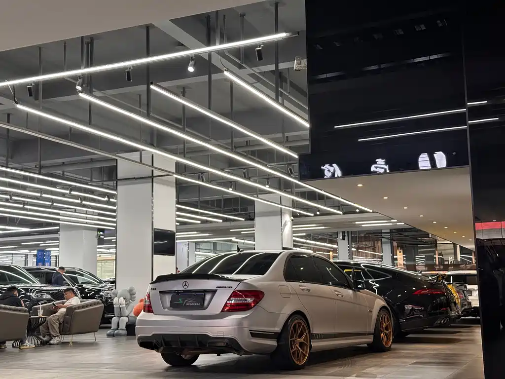 Mercedes-Benz C-Class AMG 2008 — фото 16
