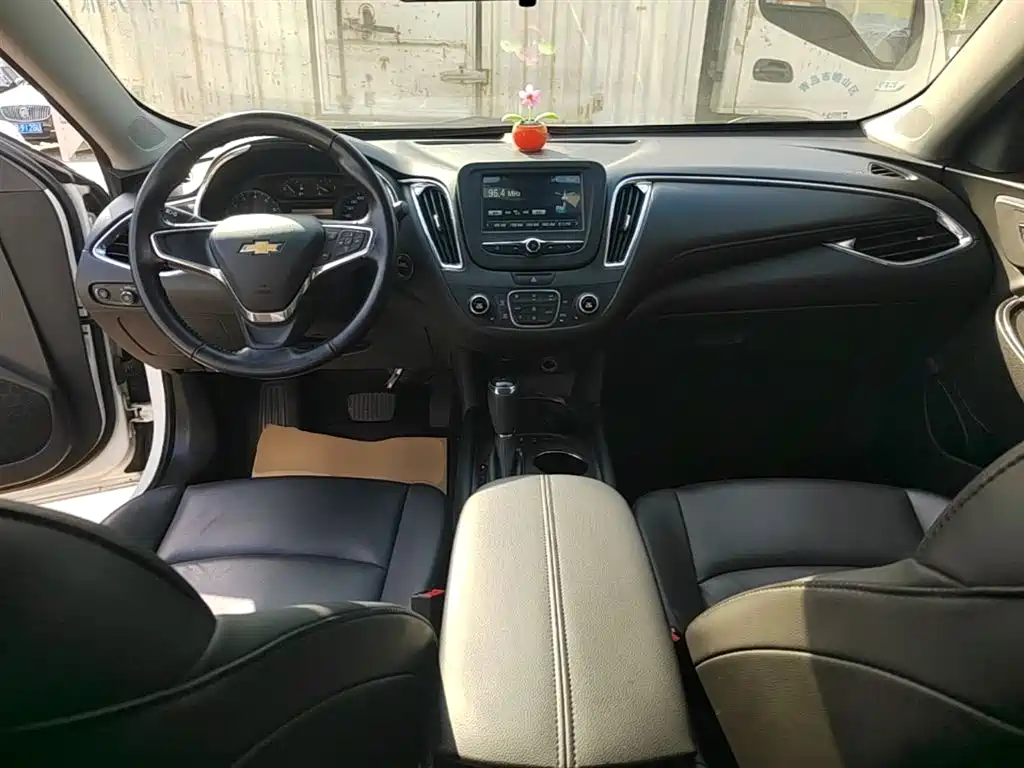 Chevrolet Malibu XL 2018 — фото 10