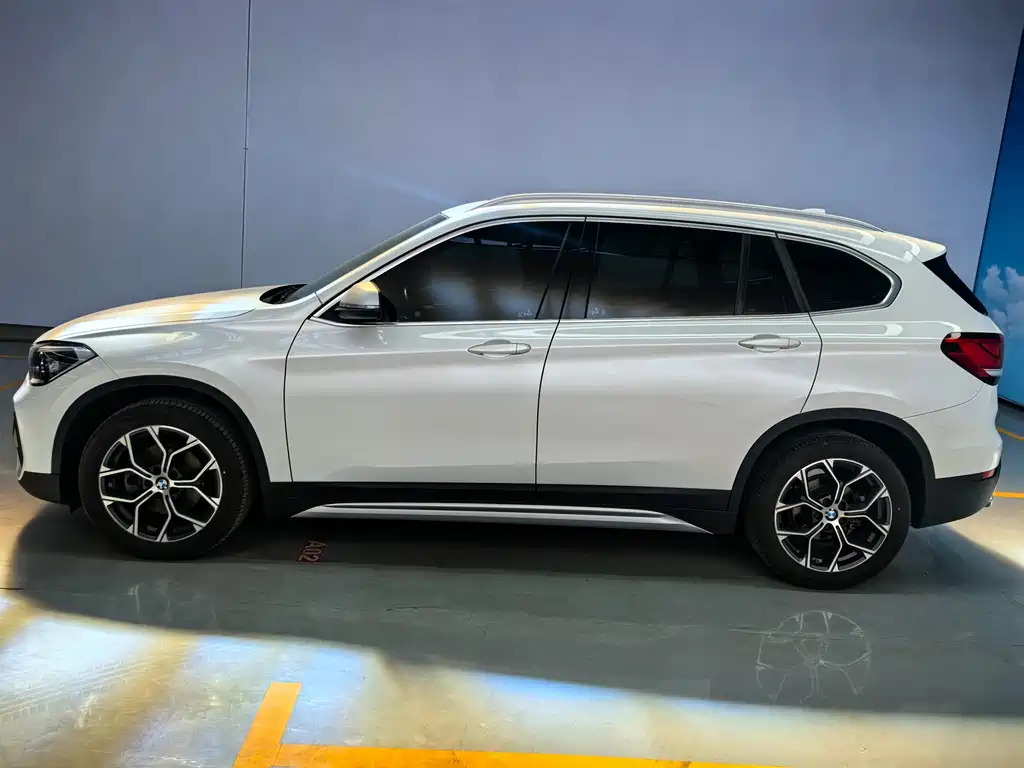 BMW X1 2022 — фото 9
