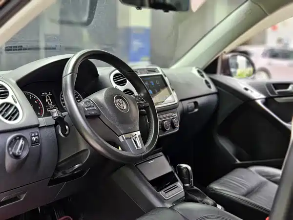 Volkswagen Tiguan 2014