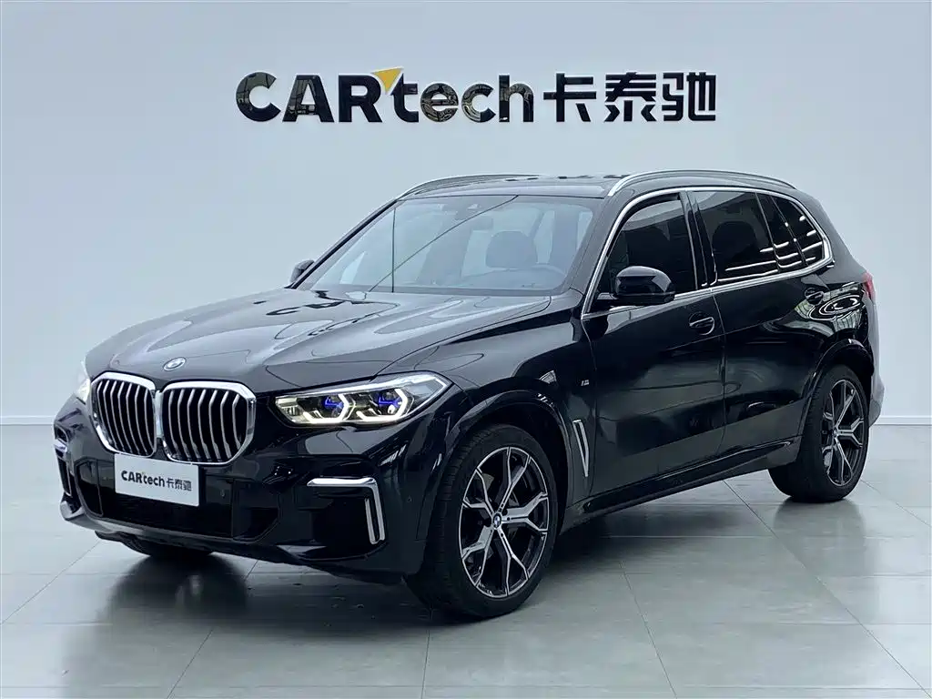 BMW X5 2023 — фото 1