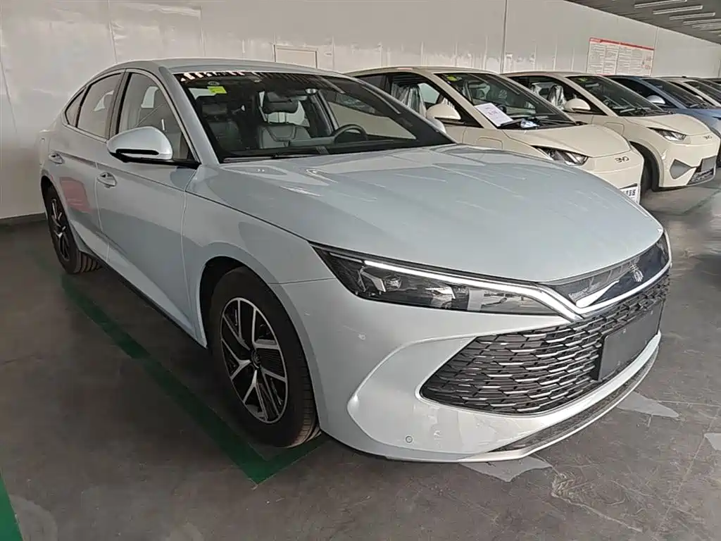BYD Qin L 2025 — фото 4