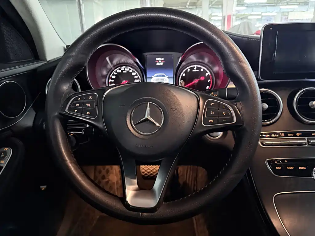 Mercedes-Benz C-Class 2017 — фото 14